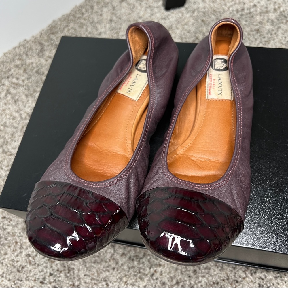 Lanvin ballet flats cap toe